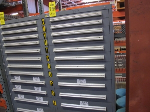 STANLEY VIDMAR HEAVY DUTY 12-DRAWER PARTS CABINET W/ CONTENTS (W-50) LOADING & HANDLING FEE $25-